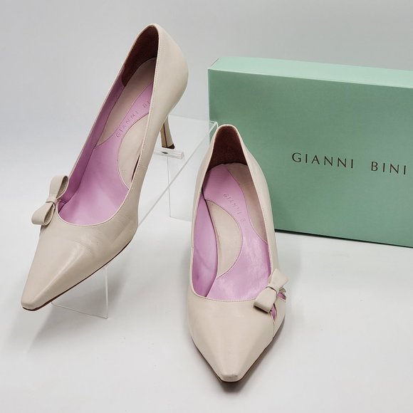 Gianni Bini Affection Heels - Picture 3 of 16